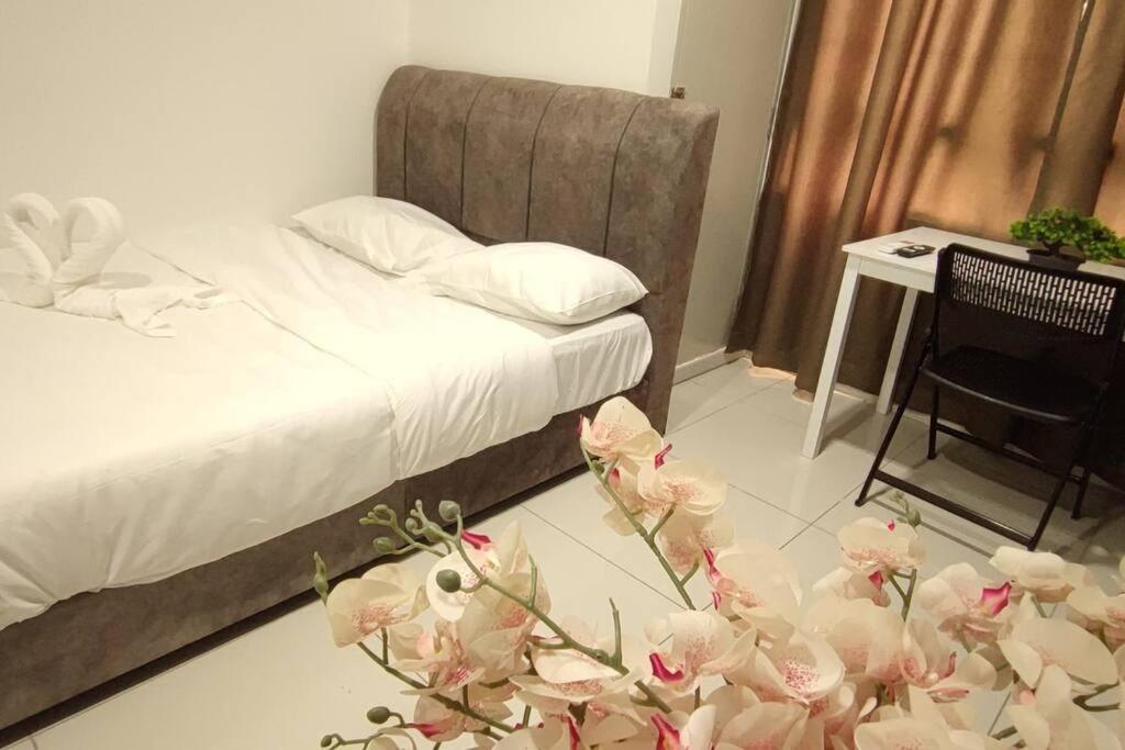 Hzb301-Selfcheck-In-Wi-Fi- Netflix- Parking- Pool-2 Bedroom- Klia, 7099 Sepang Luaran gambar