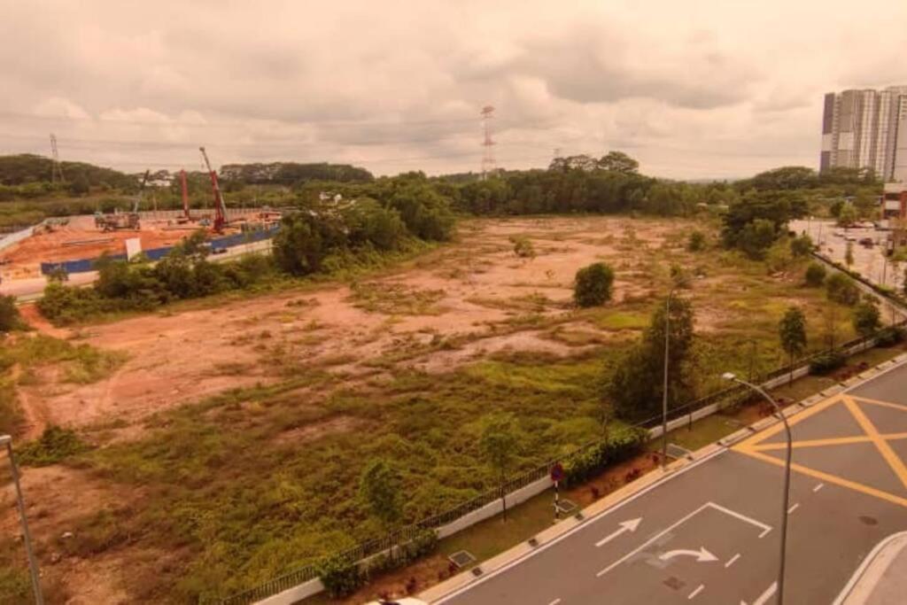 Hzb301-Selfcheck-In-Wi-Fi- Netflix- Parking- Pool-2 Bedroom- Klia, 7099 Sepang Luaran gambar